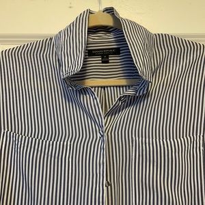 Banana Republic, Parker fit blue & white shirt.